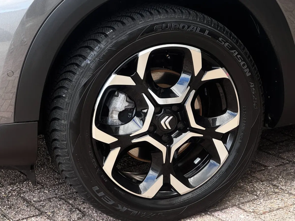 1.2 Hybrid Max | Leder / Alcantara | Camera | Stoelverwarming | Adaptive Cruise | Navigatie