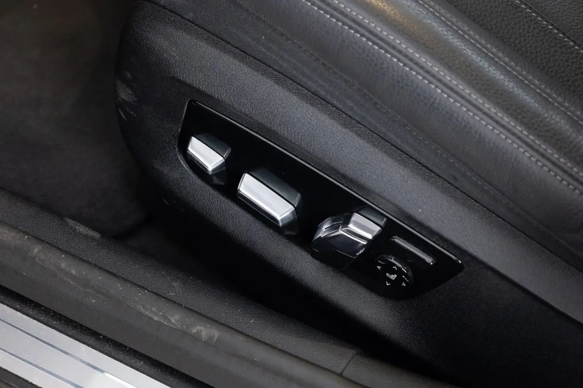 530 e Business Edition | LEDER | Full LED