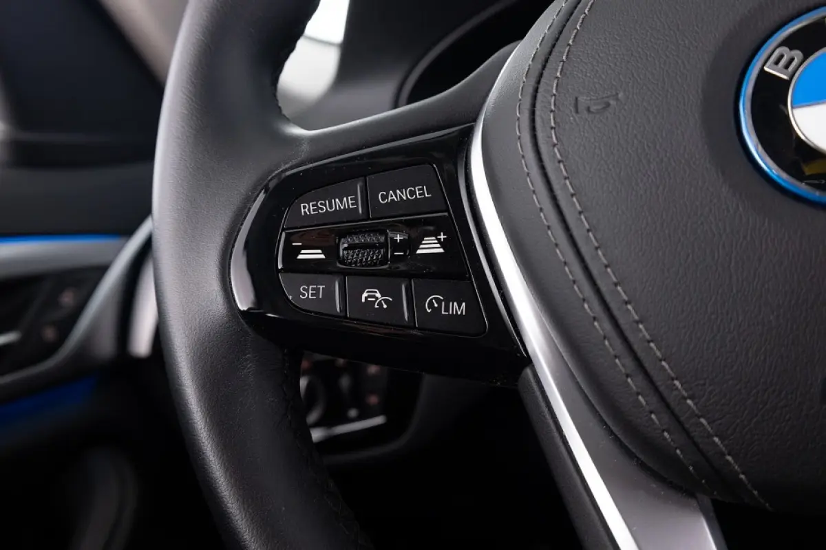 530 e Business Edition | LEDER | Full LED