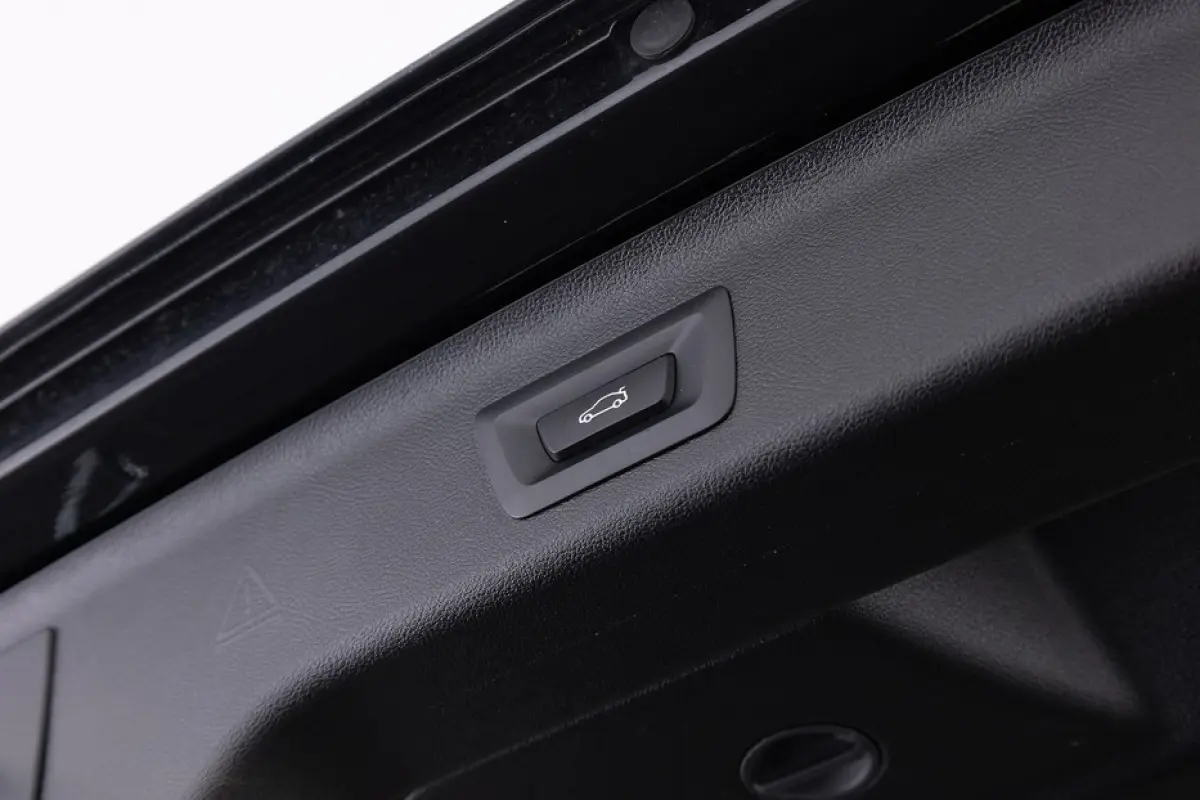 530 e Business Edition | LEDER | Full LED