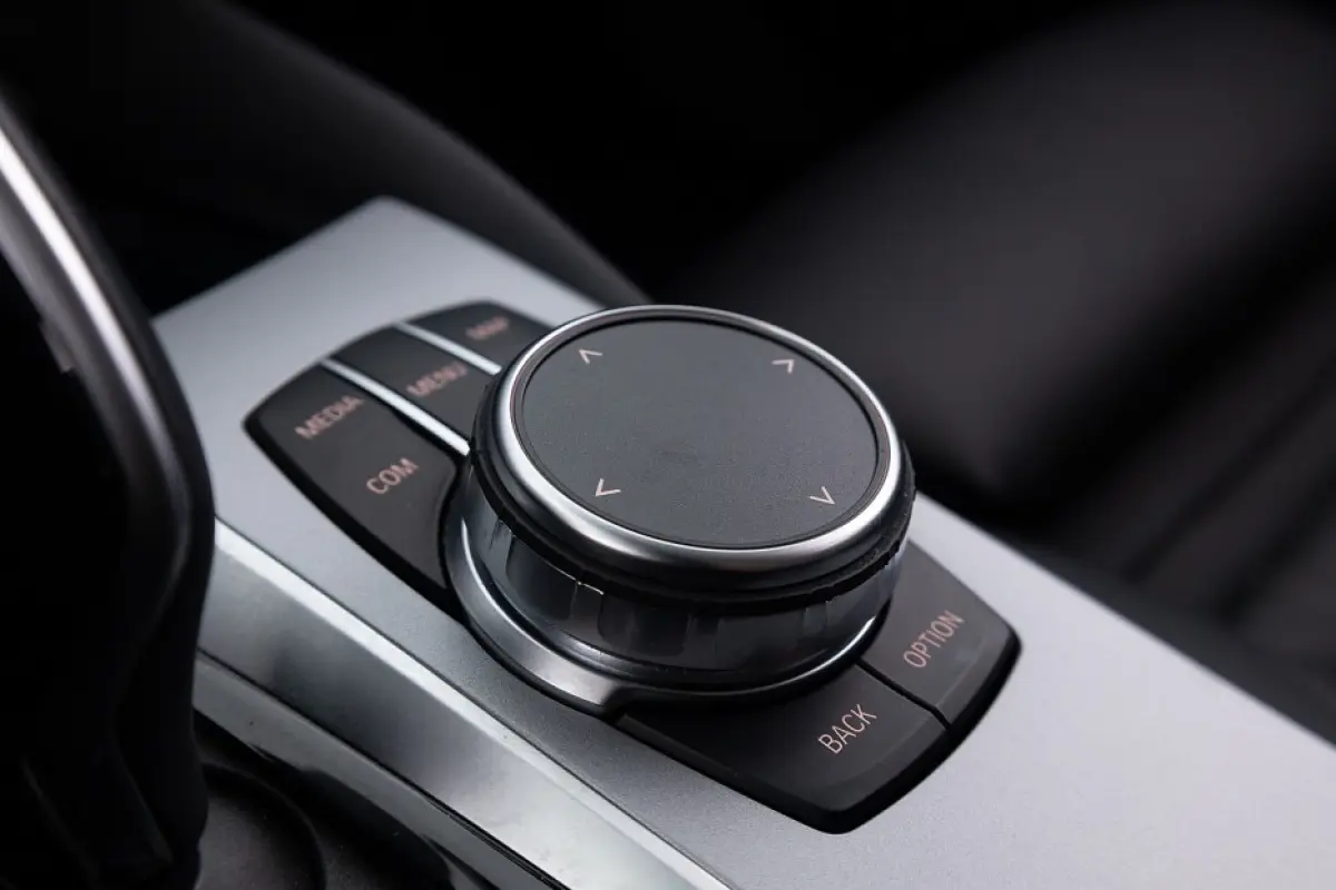 530 e Business Edition | LEDER | Full LED