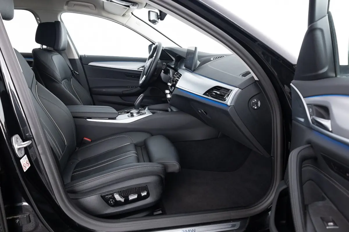 530 e Business Edition | LEDER | Full LED