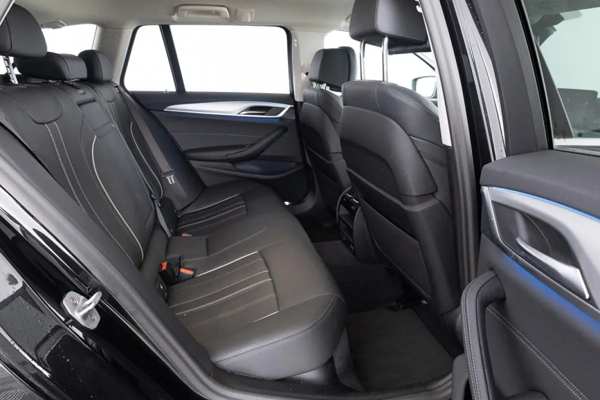 530 e Business Edition | LEDER | Full LED