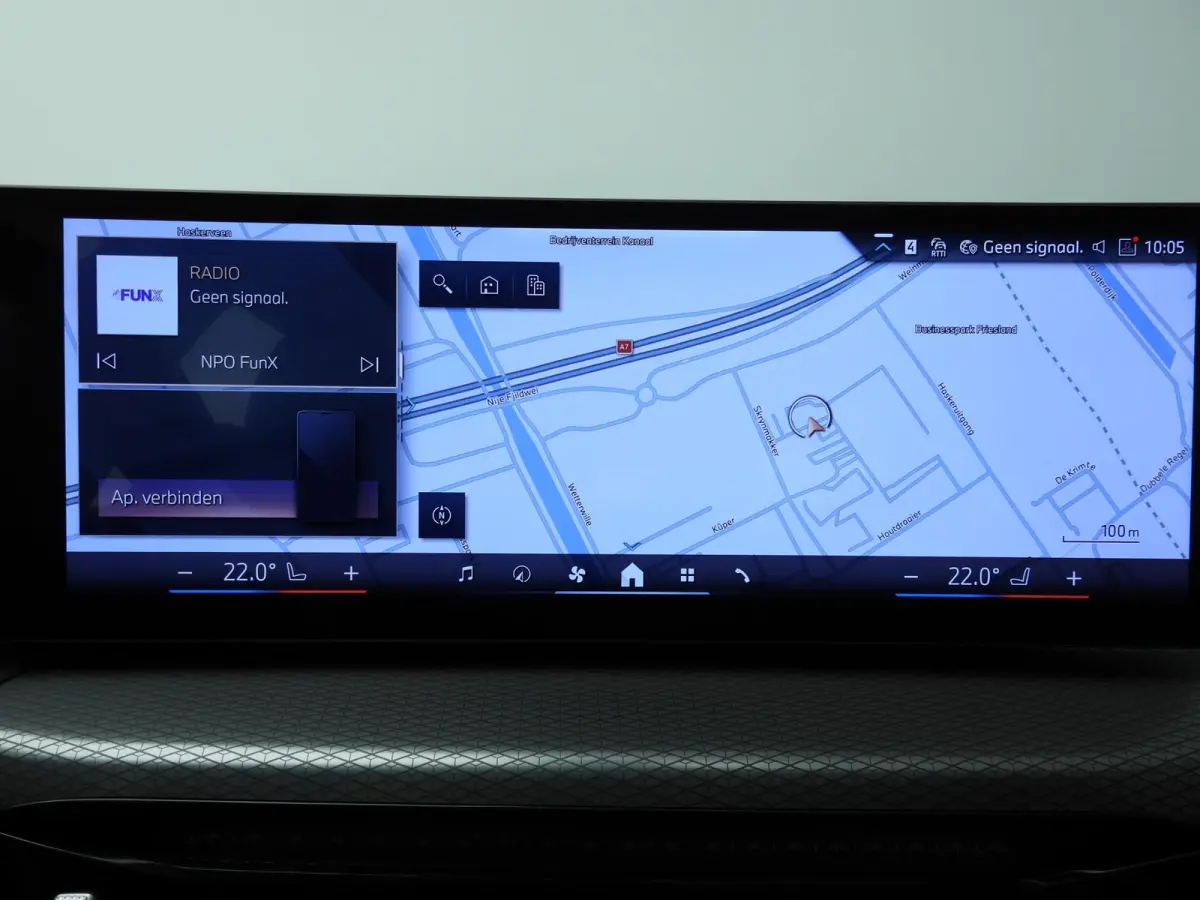 320i | M-Sportpakket | LED | Navigatie | Panoramadak | Trekhaak | Stoelverwarming | DAB | Alu 18 inch