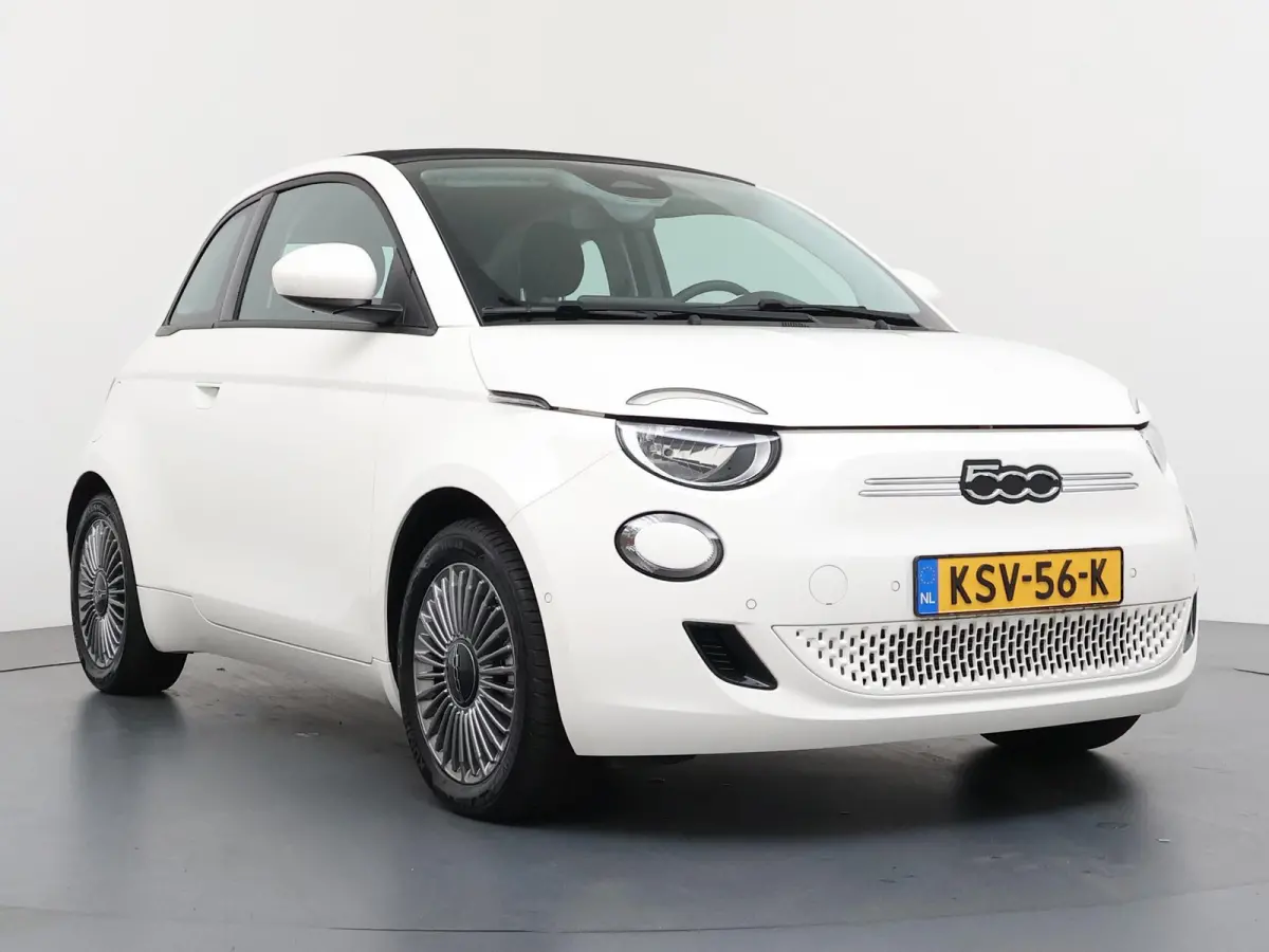 42 kWh | SOH 96,4% | Parkeercamera | Stoel- & Voorruitverw. |