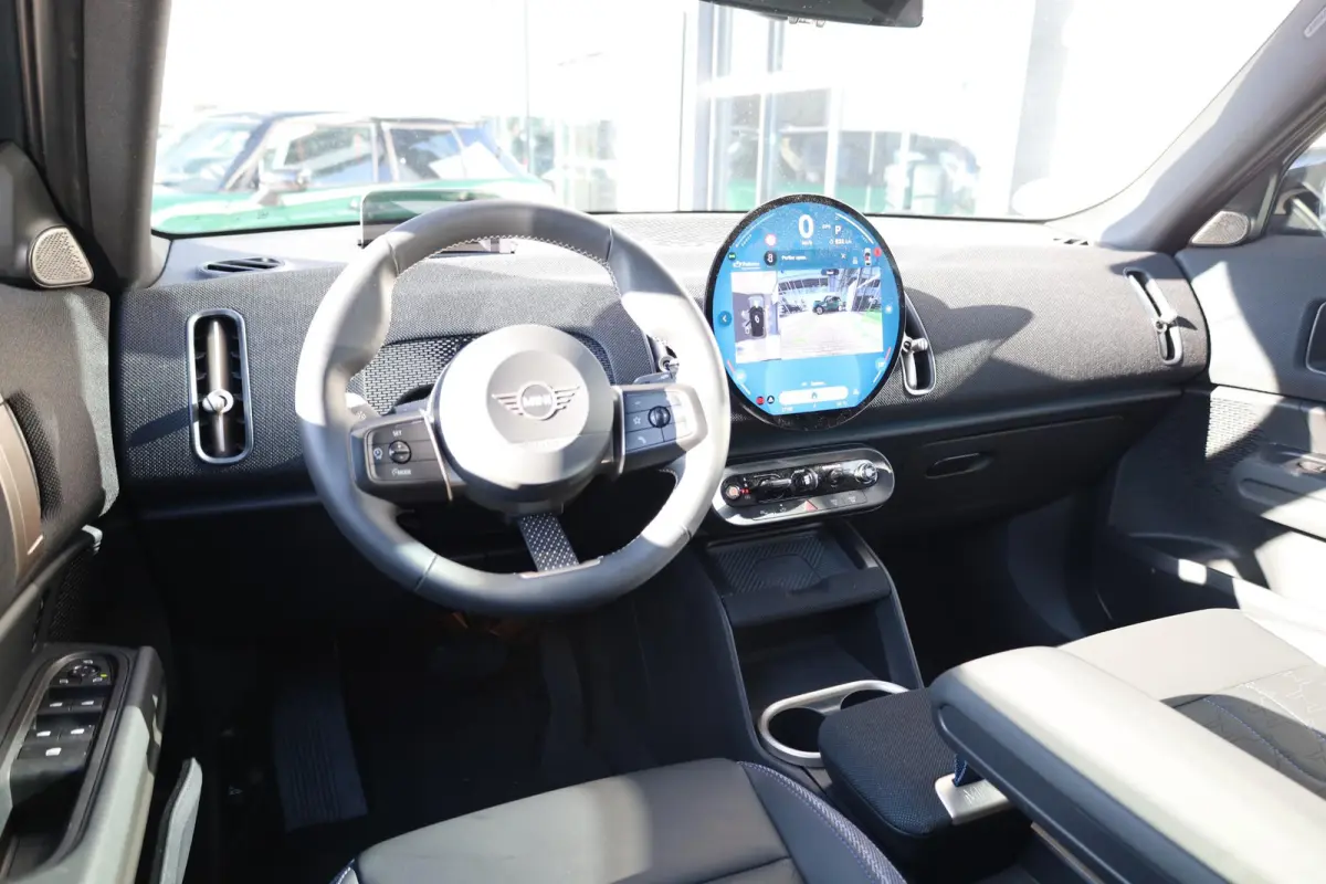 C | Pakket XL | Panoramadak | Stuur- en Stoelverwarming | Harman/Kardon | Driving Assistant Professional