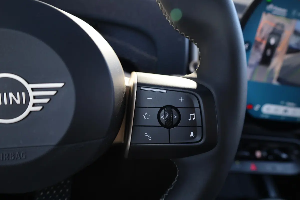 C | Pakket XL | Panoramadak | Stuur- en Stoelverwarming | Harman/Kardon | Driving Assistant Professional