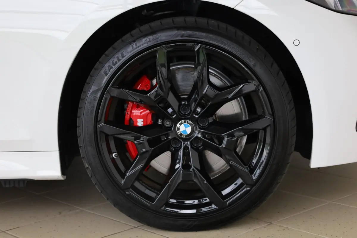 330e | M Sport Pro | Elek. Verstelbare Stoelen | Harman/Kardon | Driving Assistant Professional | Trekhaak