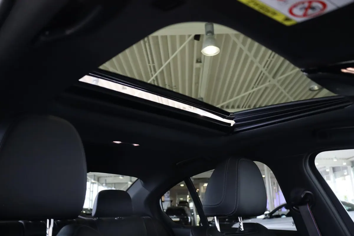 330e | M Sport Pro | Elek. Verstelbare Stoelen | Harman/Kardon | Driving Assistant Professional | Trekhaak