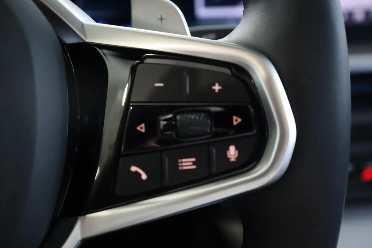 330e | M Sport Pro | Elek. Verstelbare Stoelen | Harman/Kardon | Driving Assistant Professional | Trekhaak