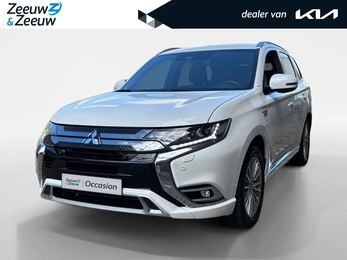 2.4 PHEV Instyle | Trekhaak | Leder | Schuif-kantel dak | Rondom camera | Elektrisch. Achterklep | Stoel en stuurverwarming | Set winterwielen |