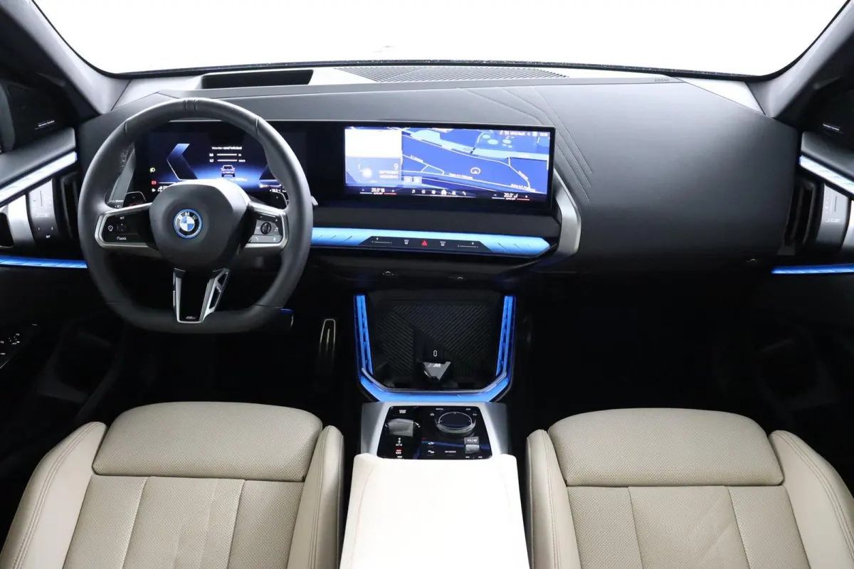 30e xDrive | SOH 100% | M Sport Pro | Panoramadak | Trekhaak | Driv Ass Prof | Harman/Kardon