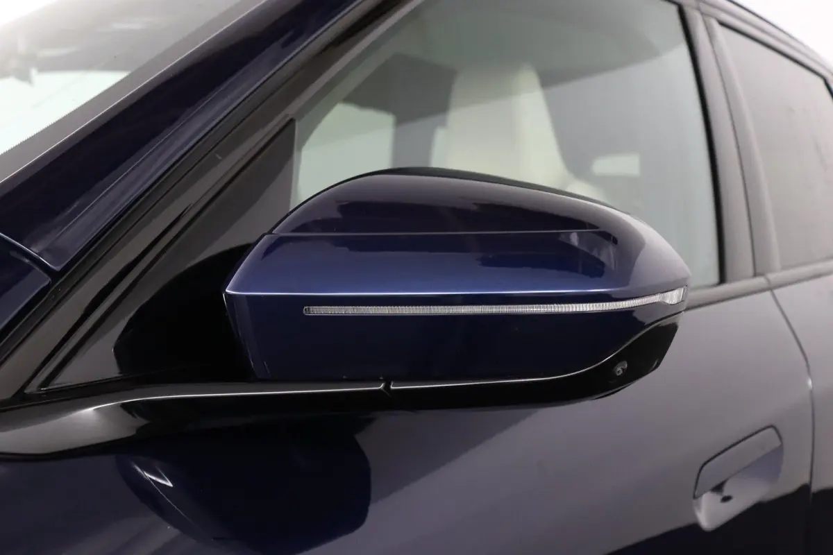 30e xDrive | SOH 100% | M Sport Pro | Panoramadak | Trekhaak | Driv Ass Prof | Harman/Kardon