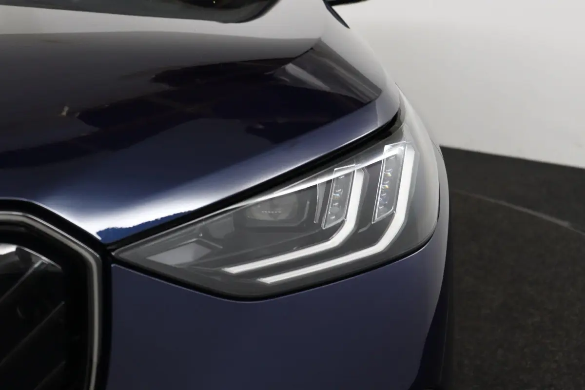 30e xDrive | SOH 100% | M Sport Pro | Panoramadak | Trekhaak | Driv Ass Prof | Harman/Kardon