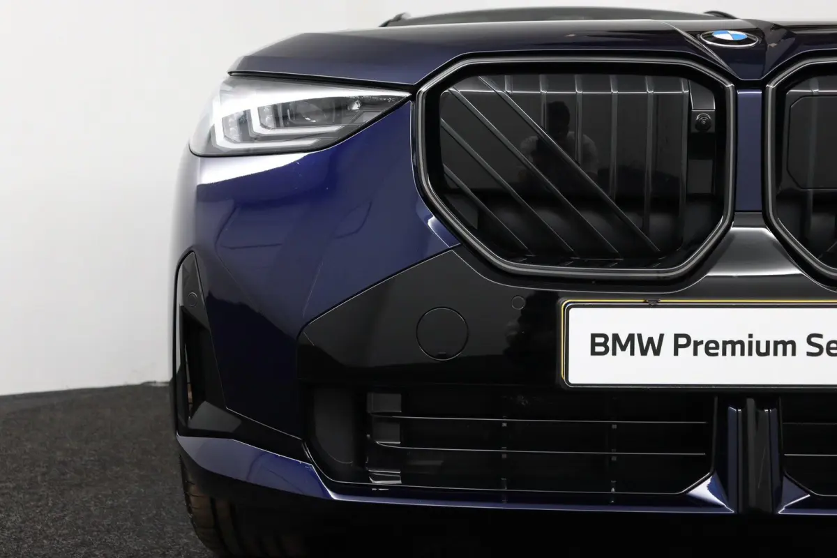 30e xDrive | SOH 100% | M Sport Pro | Panoramadak | Trekhaak | Driv Ass Prof | Harman/Kardon