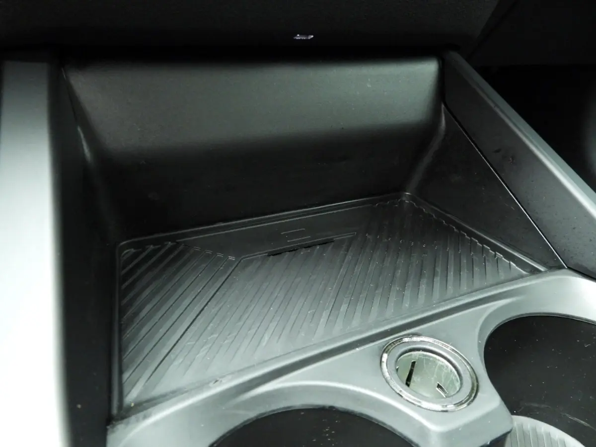 220 | LED | Navigatie | Sportstoelen | Stoelverwarming | Keyles go | DAB | Alu 18 inch
