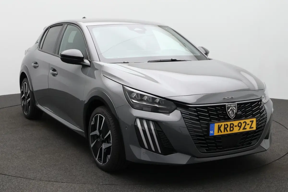 1.2 Hybrid 145 e-DCS6 GT Alcantara / Navi pack / 2+6 Jaar Garantie