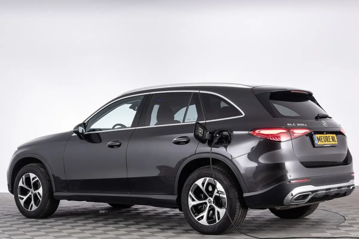 4MATIC Business Line | LEDER | CAMERA | Full LED | NAVI