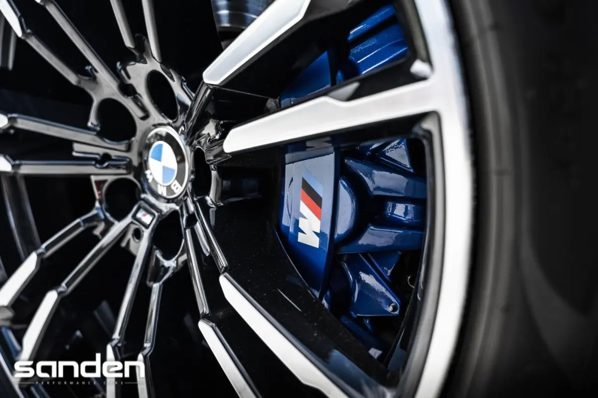 M5 Individual|AzuriteBlack|Schuifdak|Massage|HUD