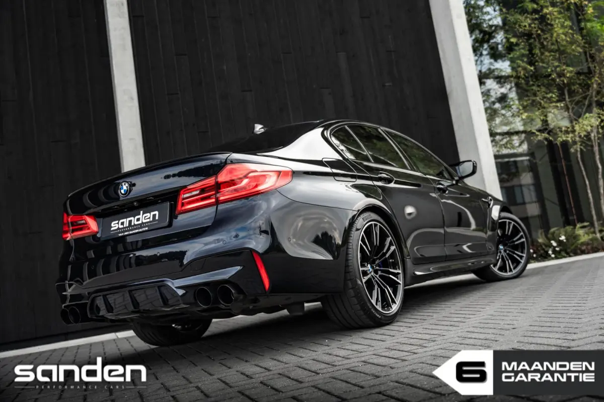 M5 Individual|AzuriteBlack|Schuifdak|Massage|HUD