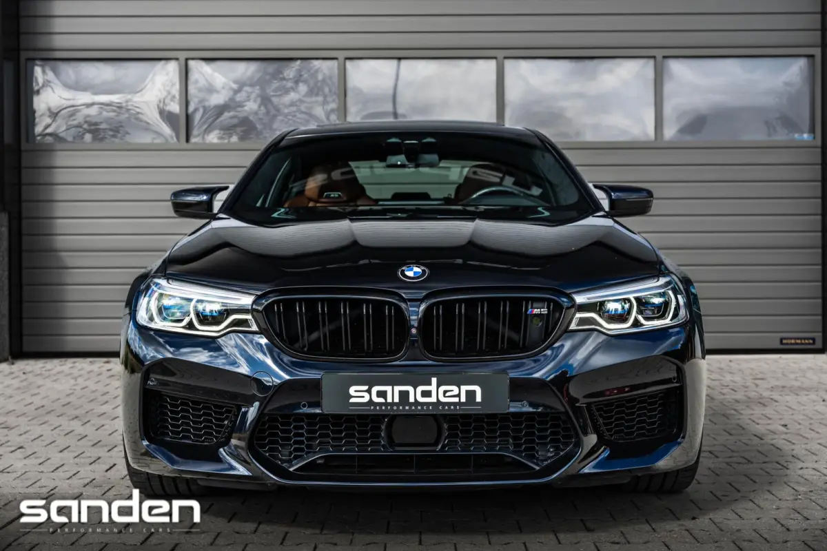 M5 Individual|AzuriteBlack|Schuifdak|Massage|HUD