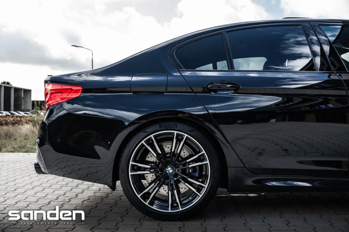 M5 Individual|AzuriteBlack|Schuifdak|Massage|HUD