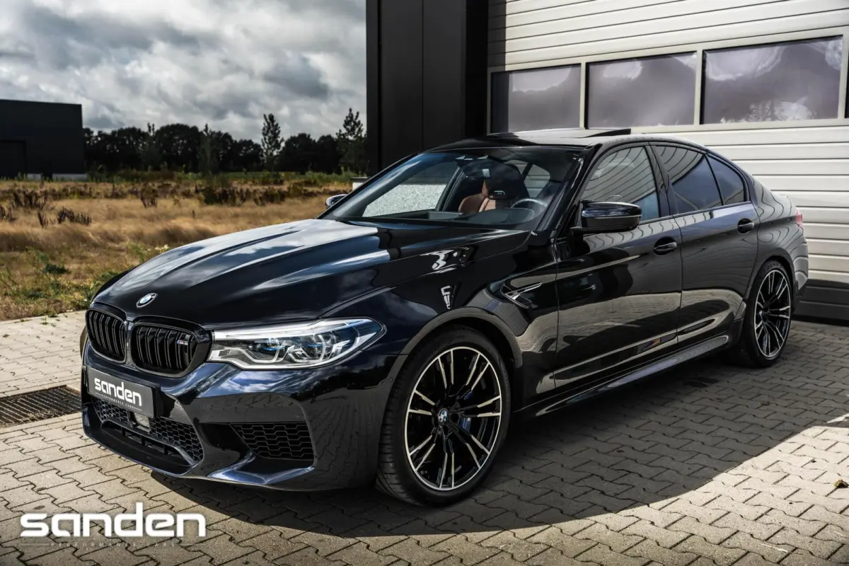 M5 Individual|AzuriteBlack|Schuifdak|Massage|HUD