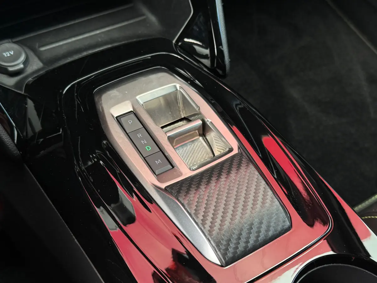 1.2 Hybrid 145 e-DCS6 GT | Navigatie | Adaptieve Cruise | Camera | Apple Carplay & Android Auto | | Achteruitrijcamera | Apple Carplay/Android Auto|telefoonintegratie premium | Bestuurdersst