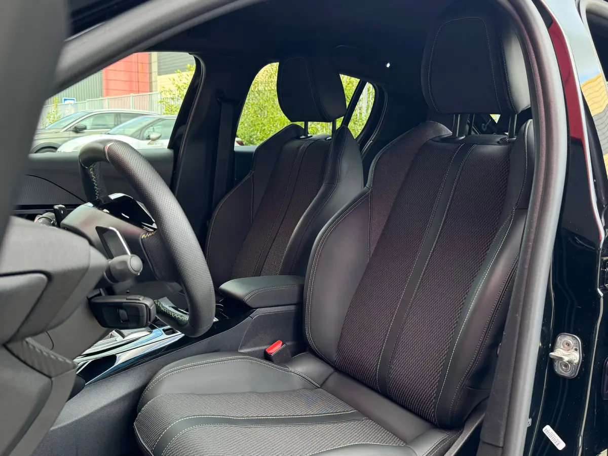 1.2 Hybrid 145 e-DCS6 GT | Navigatie | Adaptieve Cruise | Camera | Apple Carplay & Android Auto | | Achteruitrijcamera | Apple Carplay/Android Auto|telefoonintegratie premium | Bestuurdersst