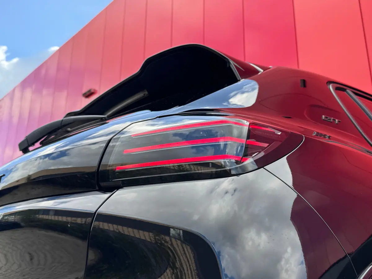 1.2 Hybrid 145 e-DCS6 GT | Navigatie | Adaptieve Cruise | Camera | Apple Carplay & Android Auto | | Achteruitrijcamera | Apple Carplay/Android Auto|telefoonintegratie premium | Bestuurdersst