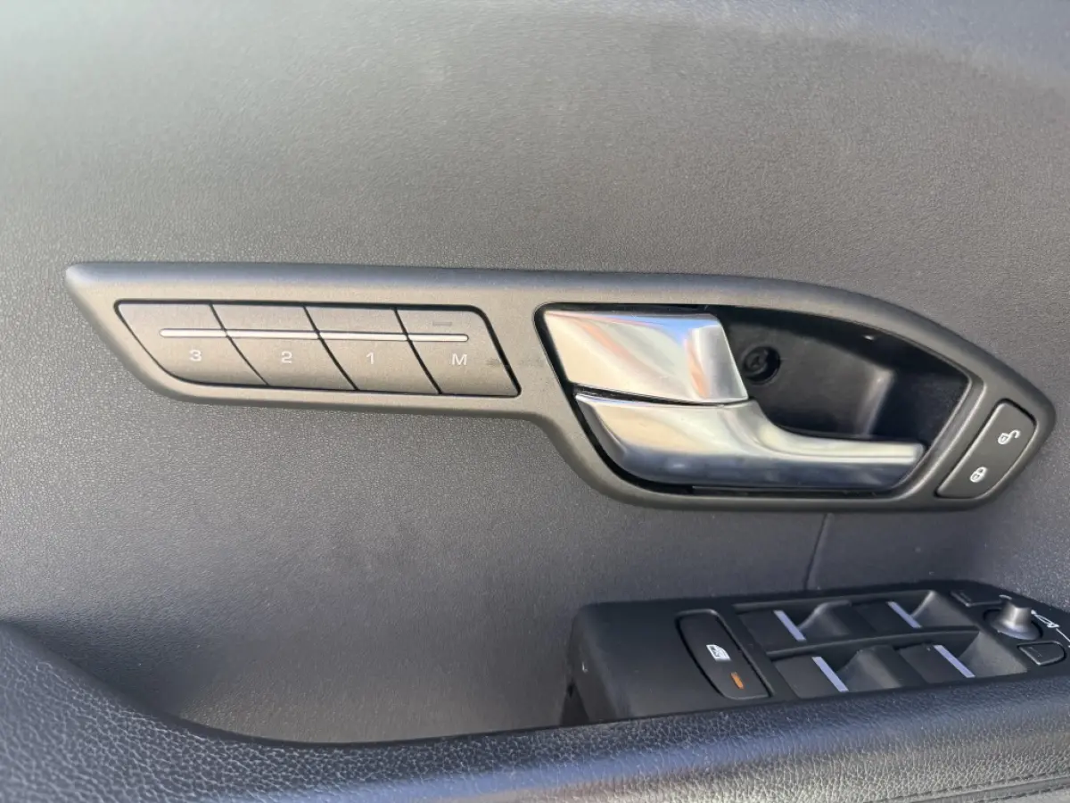 2.0 Si 4WD Prestige | Leder | Elektr stoelen | Cruise | Keyless