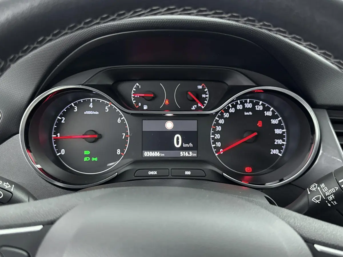 110pk Elegance | 1ste eigenaar | Camera | AppleCarPlay/Android | Climate | Comfortstoel