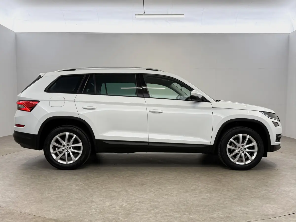 1.5 TSI Limited Business Edition 7p. | Camera | Virtual | Carplay | Trekhaak | Cruise | Clima | Navi