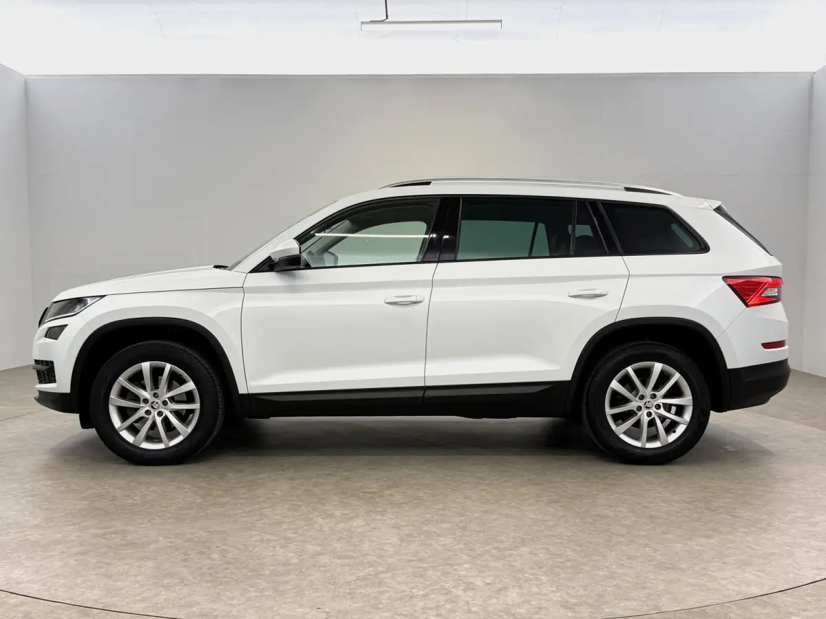 1.5 TSI Limited Business Edition 7p. | Camera | Virtual | Carplay | Trekhaak | Cruise | Clima | Navi