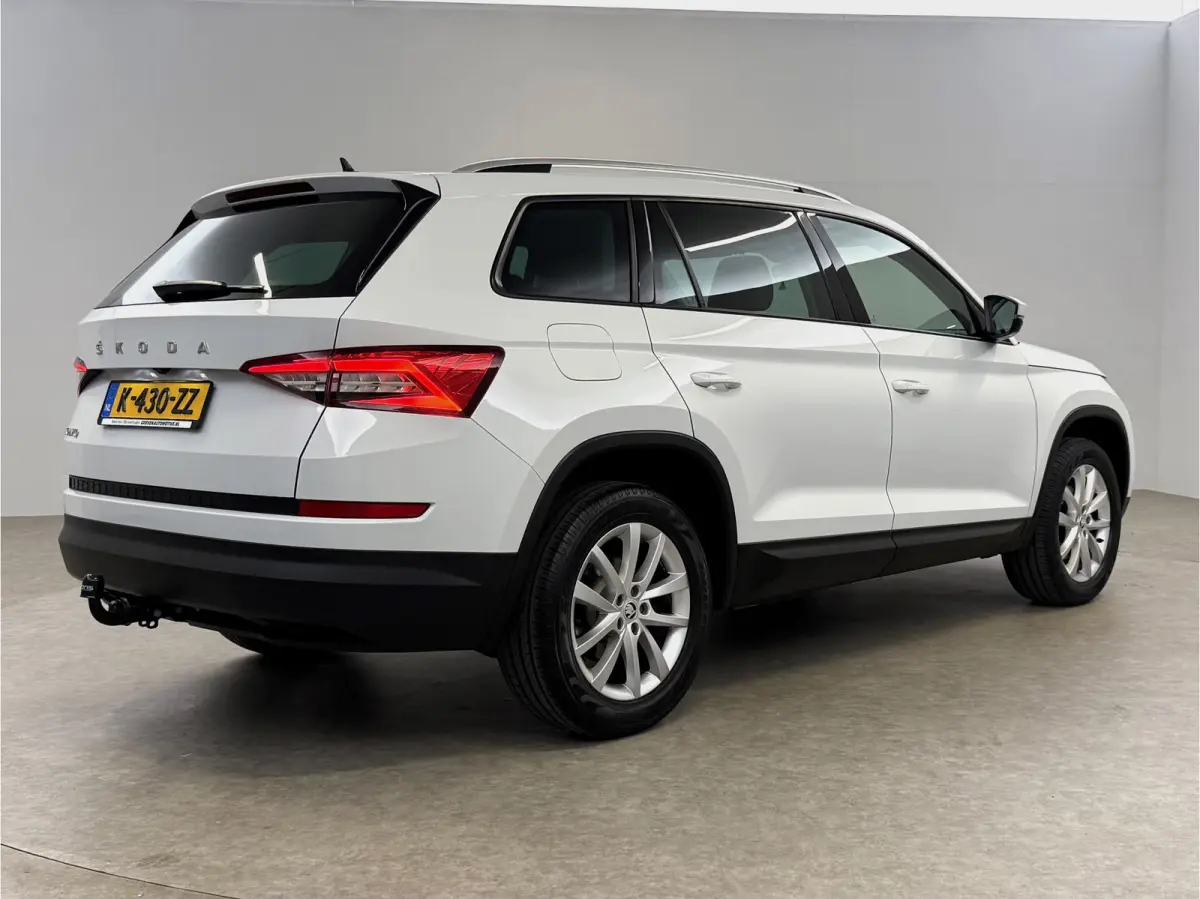 1.5 TSI Limited Business Edition 7p. | Camera | Virtual | Carplay | Trekhaak | Cruise | Clima | Navi