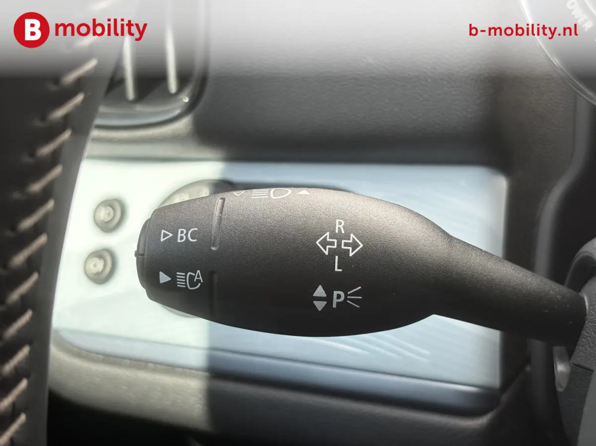 1.5 Cooper ALL4 Untamed Edition Panoramadak Head-Up SOH 97% | Adaptive Cruise Control | Hifi | Leer | DAB | Apple CarPlay