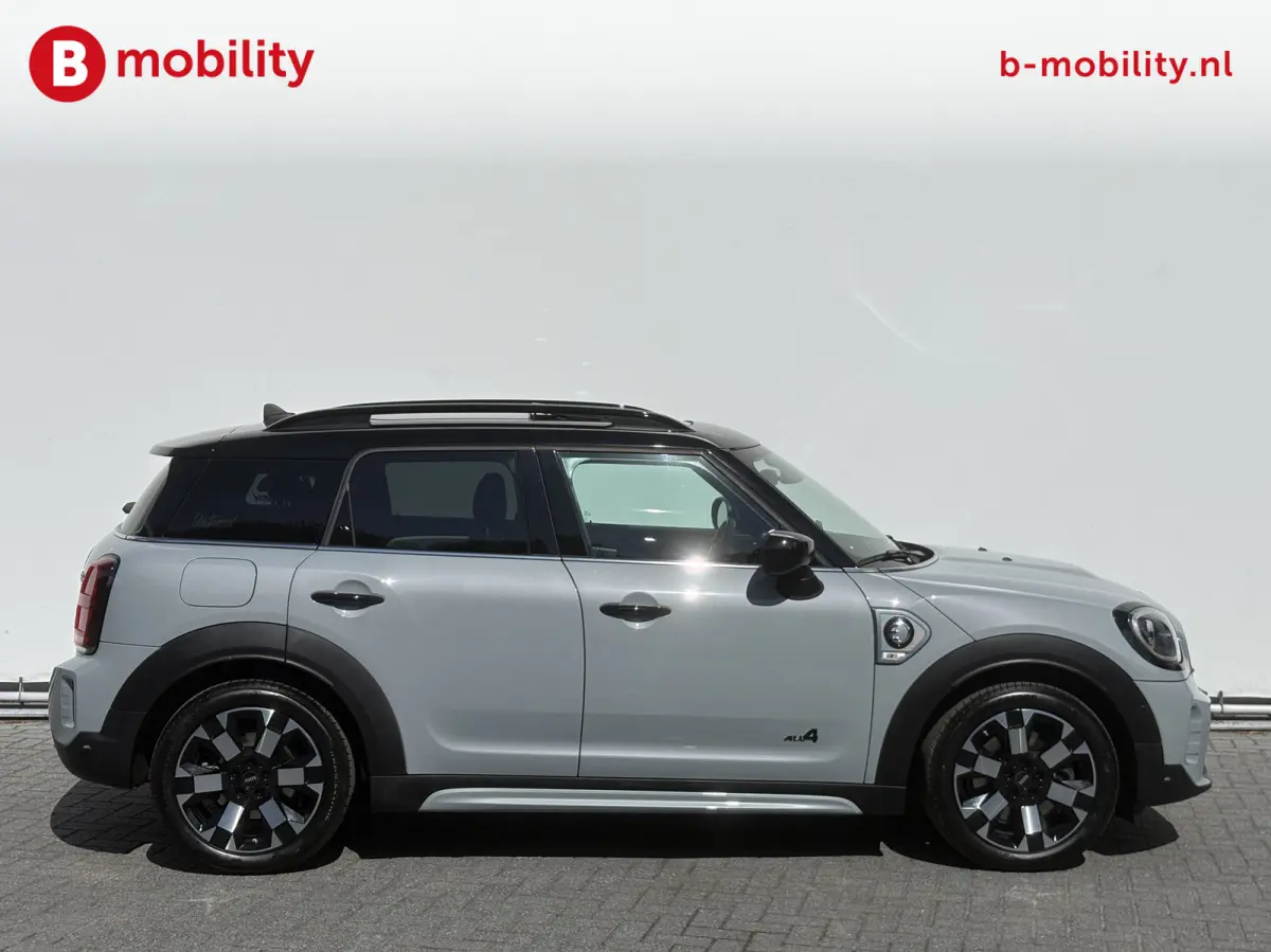 1.5 Cooper ALL4 Untamed Edition Panoramadak Head-Up SOH 97% | Adaptive Cruise Control | Hifi | Leer | DAB | Apple CarPlay