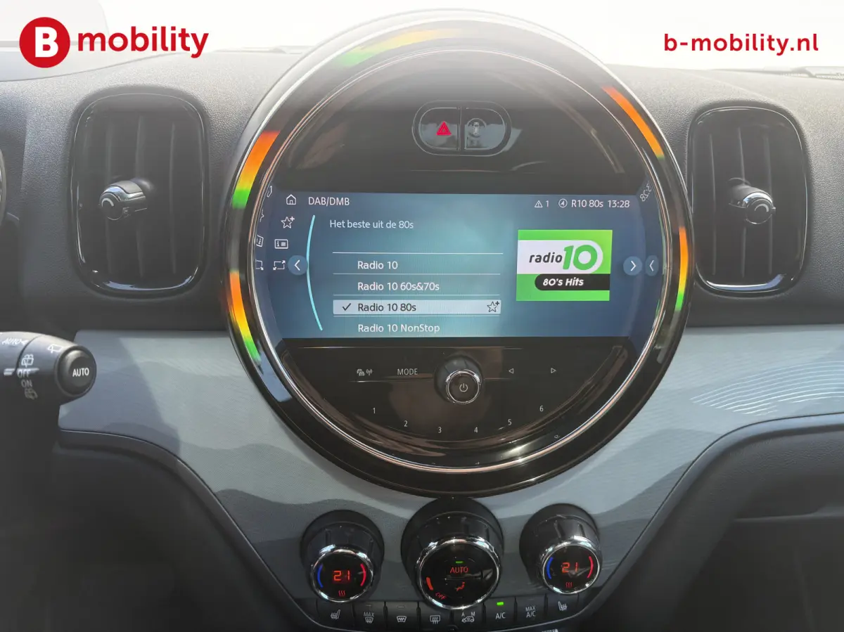 1.5 Cooper ALL4 Untamed Edition Panoramadak Head-Up SOH 97% | Adaptive Cruise Control | Hifi | Leer | DAB | Apple CarPlay