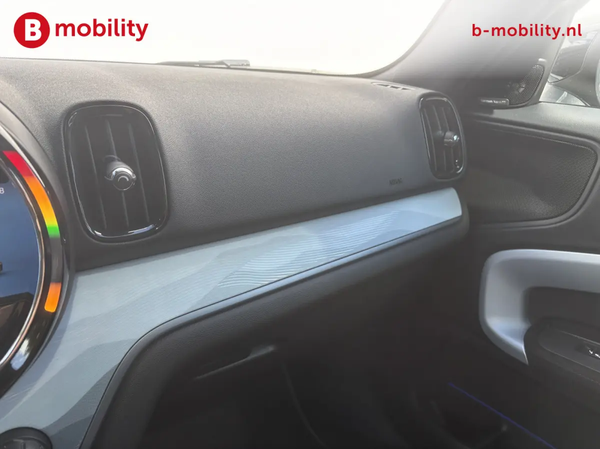 1.5 Cooper ALL4 Untamed Edition Panoramadak Head-Up SOH 97% | Adaptive Cruise Control | Hifi | Leer | DAB | Apple CarPlay