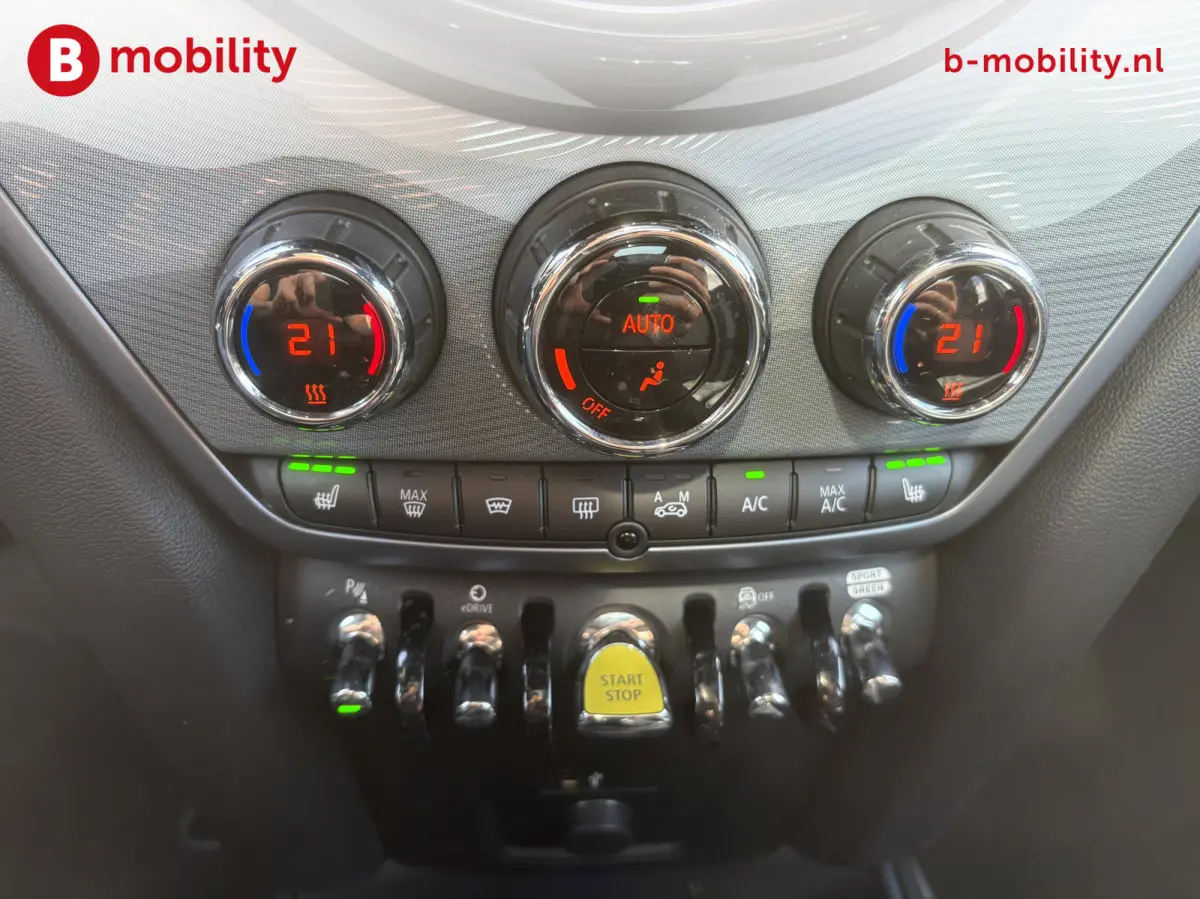 1.5 Cooper ALL4 Untamed Edition Panoramadak Head-Up SOH 97% | Adaptive Cruise Control | Hifi | Leer | DAB | Apple CarPlay