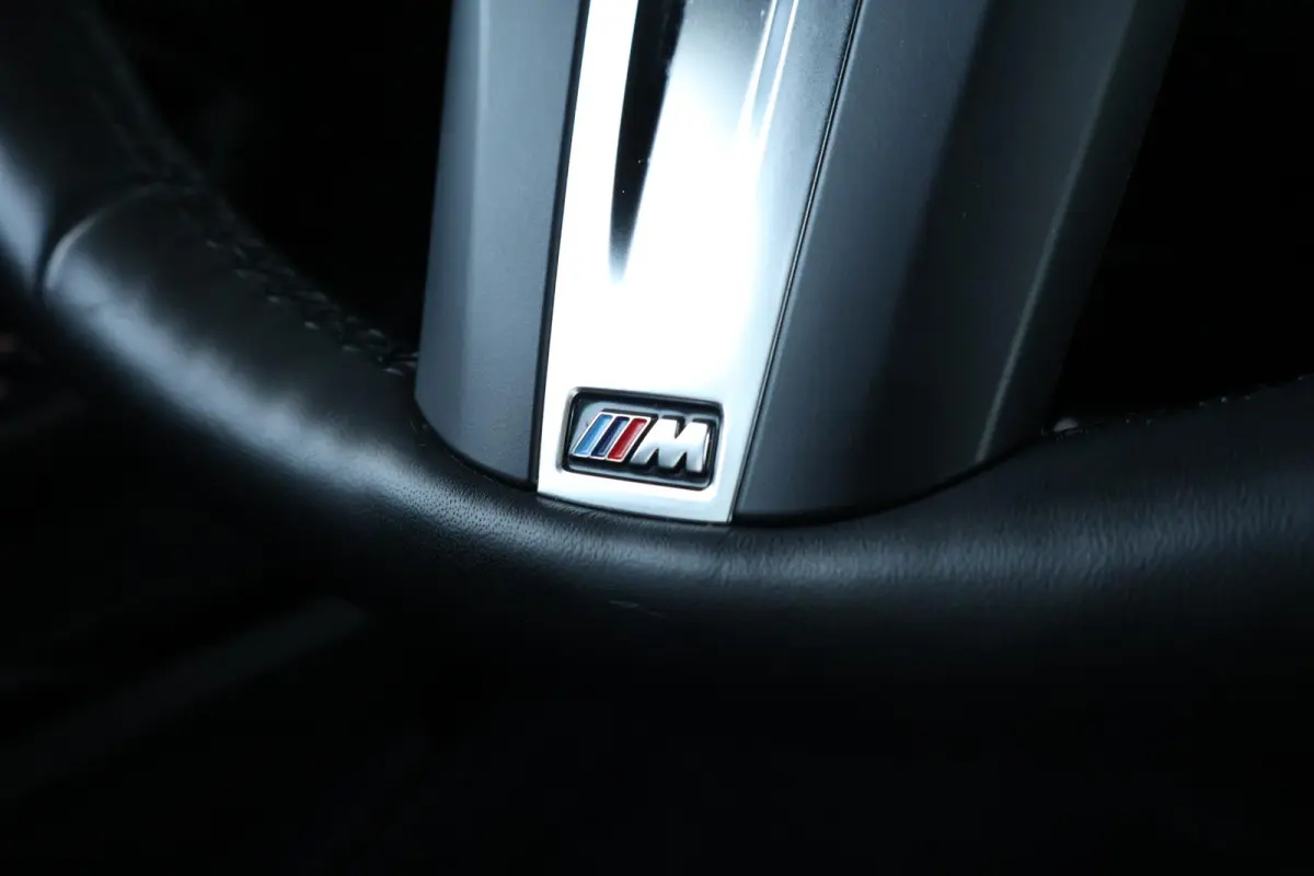 118i | M-Sport Pakket | Stuur & Stoelverwarming | PDC | Hifi | Comforttoegang |
