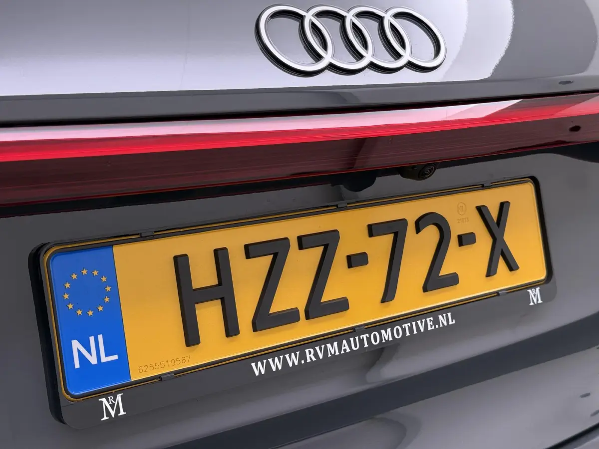 Launch edition 83 kWh ELEK. TREKHAAK | STOEL VERWARMING VOOR EN ACHTER | KEYLESS | 360 CAMERA | STUURVERWARMING | FABRIEKS GARANTIE TM 01-08-2027 |