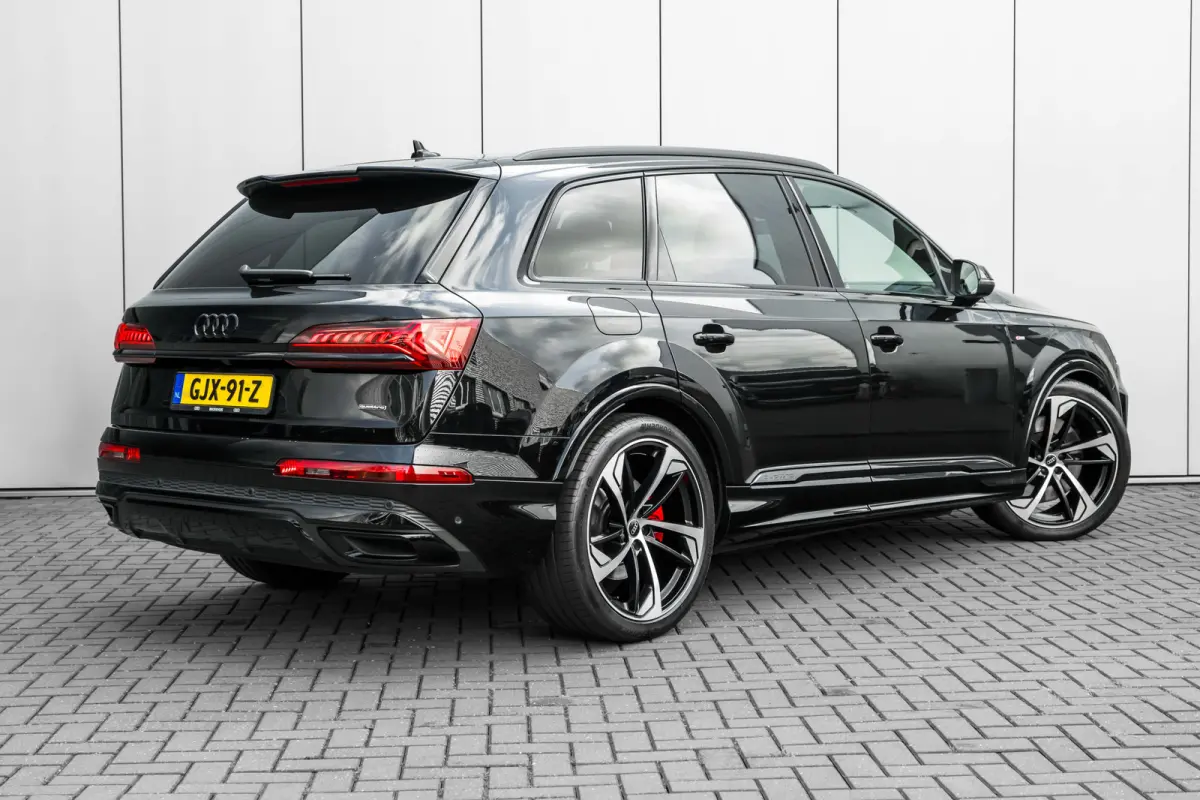 60 TFSI e quattro Pro Line S Competition 462 PK | Trekhaak | Stuurverwarming | 22" velgen | Achteruitrijcamera