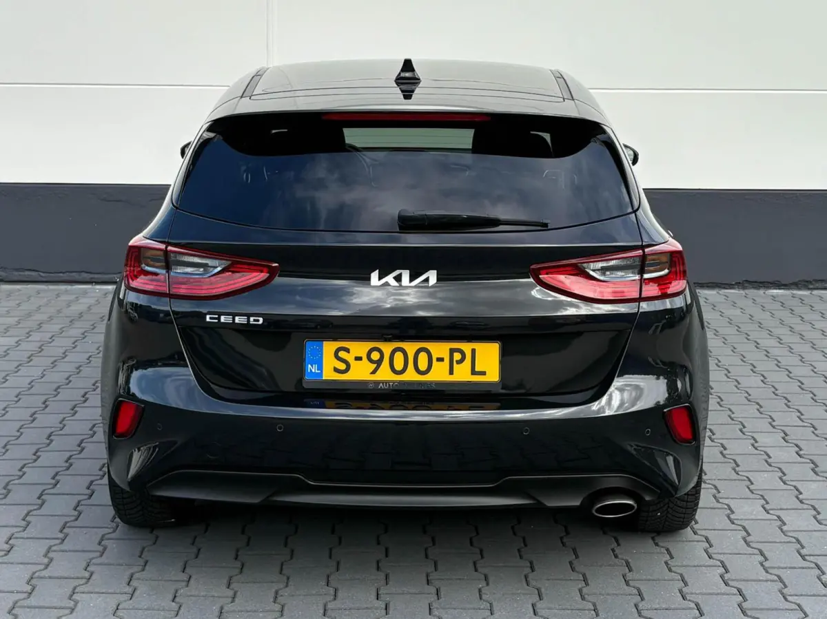 1.0 T-GDi 120pk DynamicPlusLine | Navigatie | Camera | Winterpakket