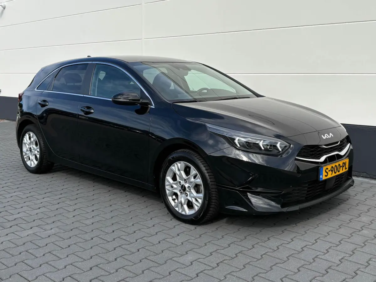 1.0 T-GDi 120pk DynamicPlusLine | Navigatie | Camera | Winterpakket