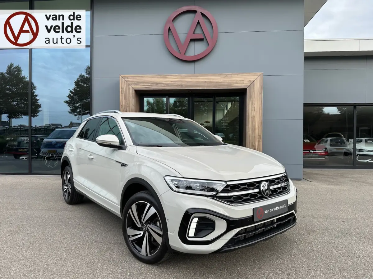 1.5 TSI 150pk DSG R-Line | Trekhaak | Camera | Keyless | Elek. Achterklep | Dode hoek | Rijklaar incl. 1 jaar Bovag garantie