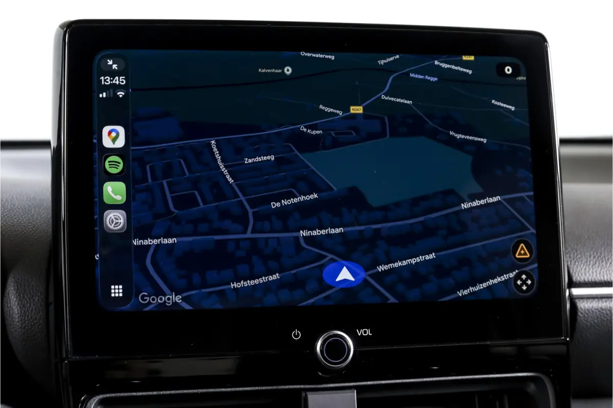 1.5 Hybrid 115 Dynamic | Dig.Cockpit | Adapt.Cruise | Stoel-+stuurverwarming | Camera | PDC | NAV+App.Connect | Auto.Airco | LM 17" | 1260