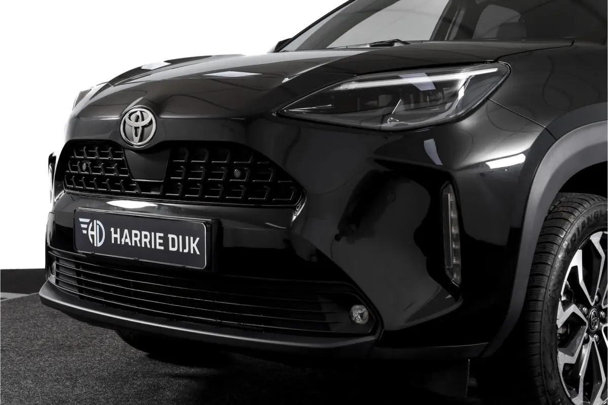 1.5 Hybrid 115 Dynamic | Dig.Cockpit | Adapt.Cruise | Stoel-+stuurverwarming | Camera | PDC | NAV+App.Connect | Auto.Airco | LM 17" | 1260