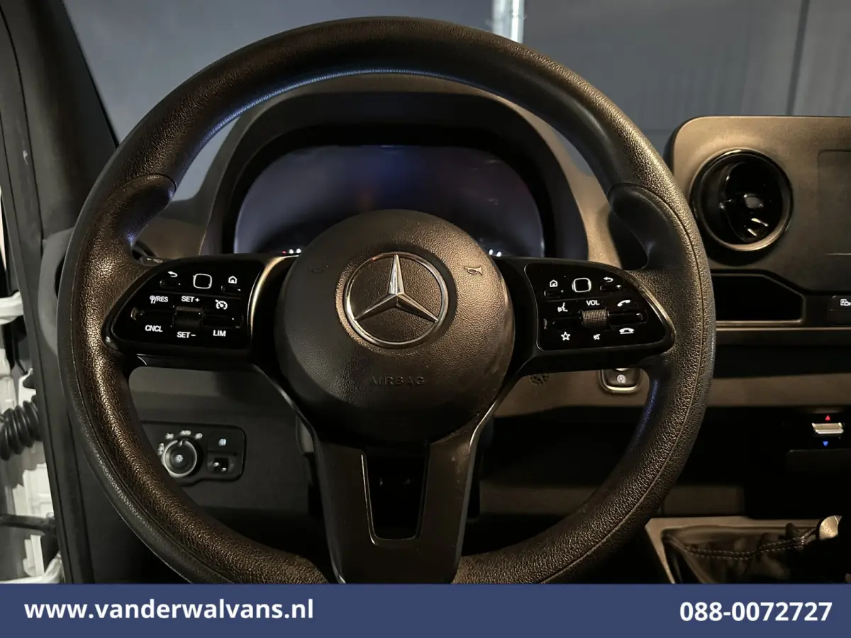 315 CDI 150pk 3500kg Trekhaak L2H2 Euro6 Airco | Camera | Apple Carplay | Cruisecontrol Android Auto, Parkeersensoren, Bijrijdersbank