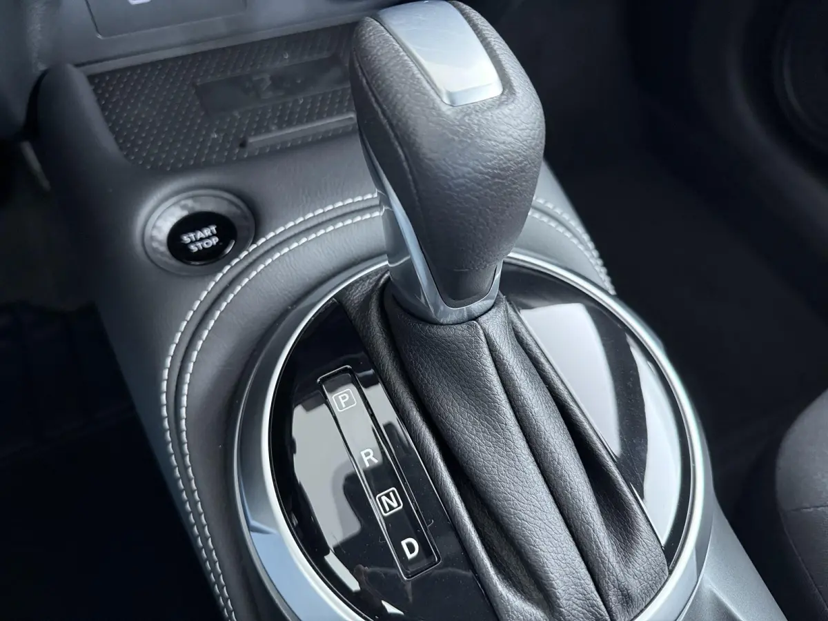 1.6 Hybrid N-Connecta